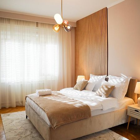 Ami'S Corner Lovely Family And Couple'S Home Sibiu Bagian luar foto